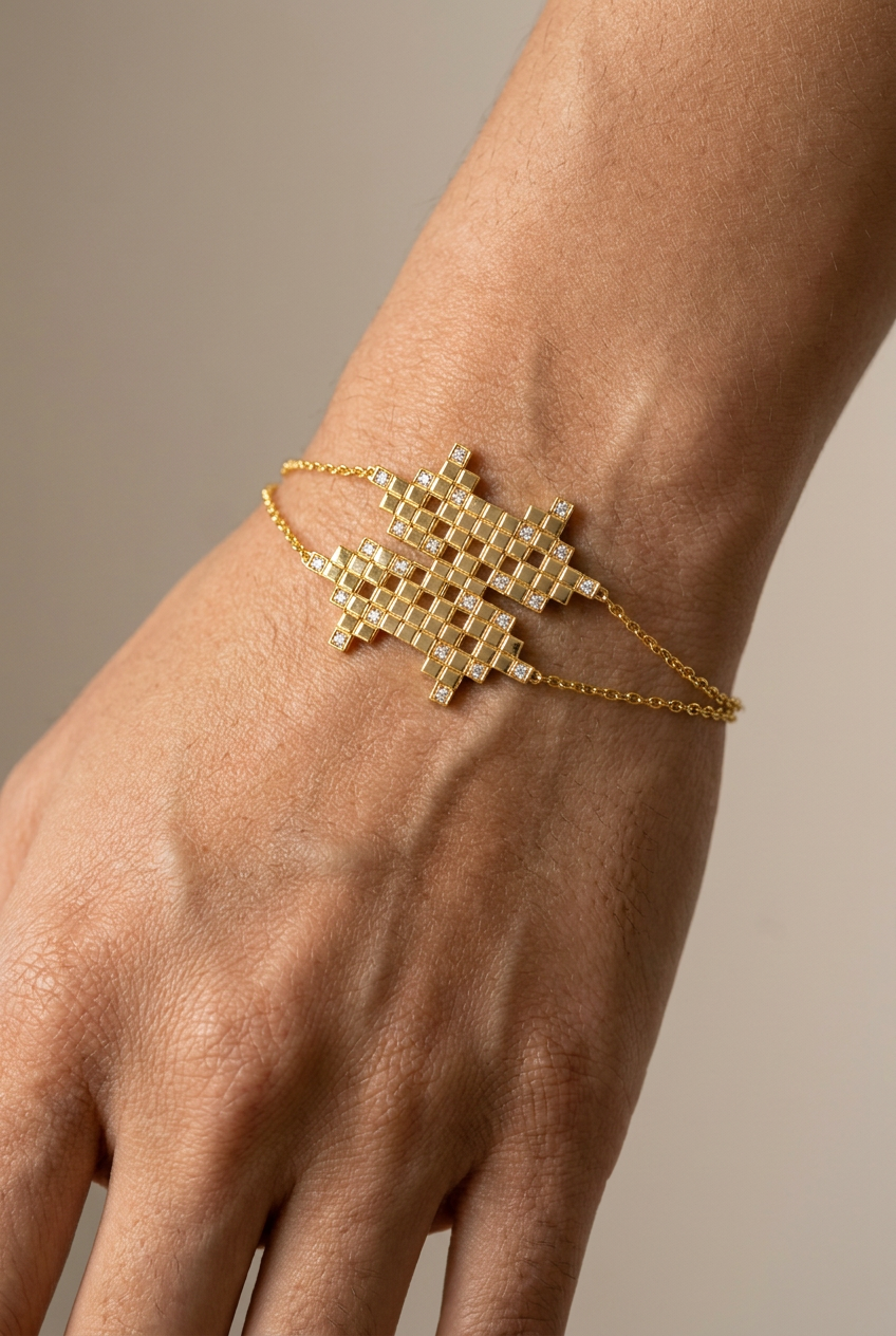 Moon Embrace Bracelet